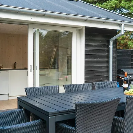 Сasa de vacaciones Solgunn - 900m From The Sea By Interhome