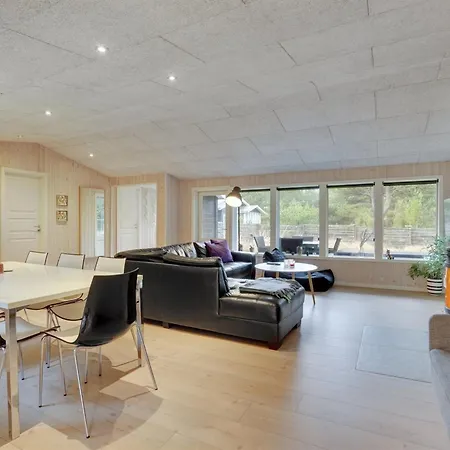 Prázdninový dům Solgunn - 900m From The Sea By Interhome *