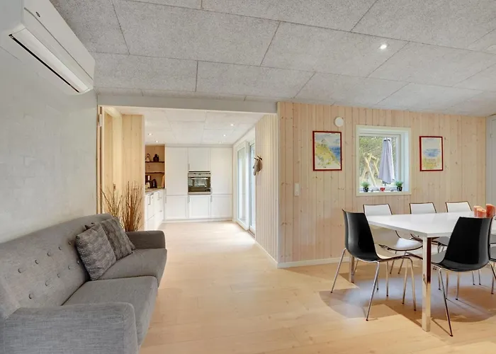 Solgunn - 900m From The Sea By Interhome