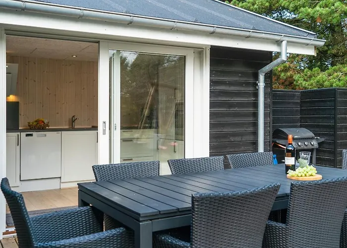 Holiday home Solgunn - 900m From The Sea By Interhome