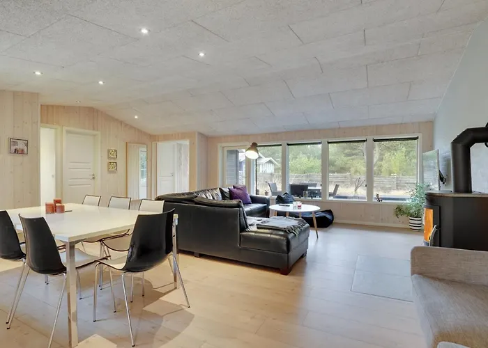 בית נופש Solgunn - 900m From The Sea By Interhome *